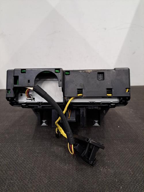 Image Chargeur CD - MERCEDES CLASSE CLS 219