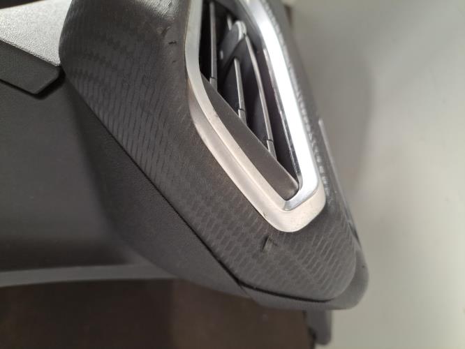 Image Tableau de bord - PEUGEOT 2008 1