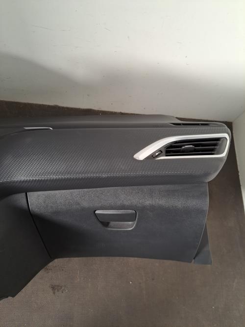 Image Tableau de bord - PEUGEOT 2008 1