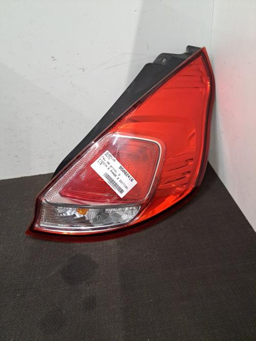 Image Feu arriere principal droit (feux) - FORD FIESTA 6