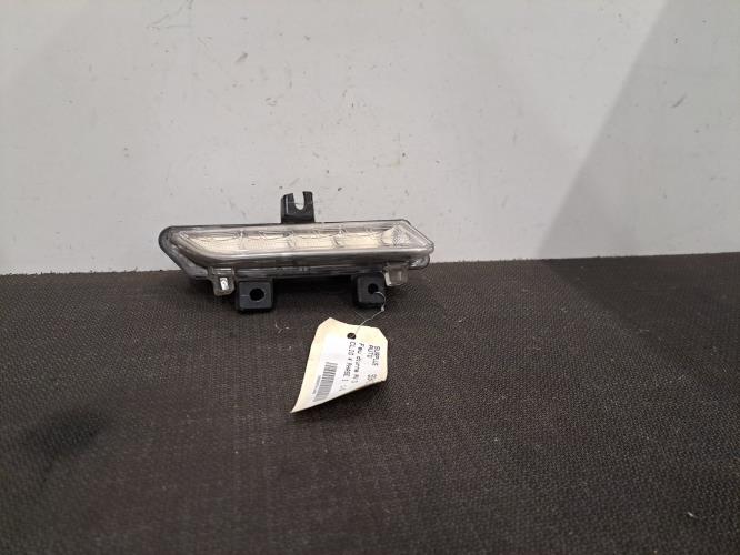 Image Feu diurne avant droit - RENAULT CLIO 4
