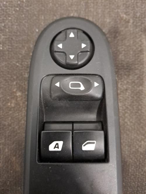 Image Interrupteur de leve vitre avant gauche - CITROEN C3 2