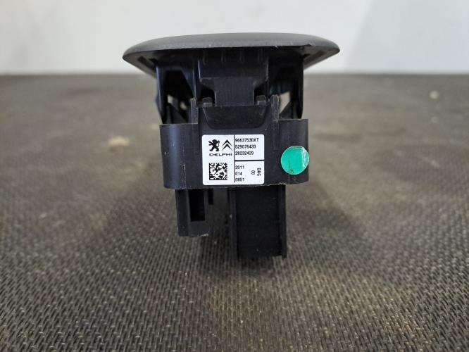 Image Interrupteur de leve vitre avant gauche - CITROEN C3 2