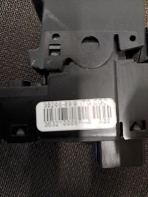 Image Poignee electrique frein a main - RENAULT SCENIC 3