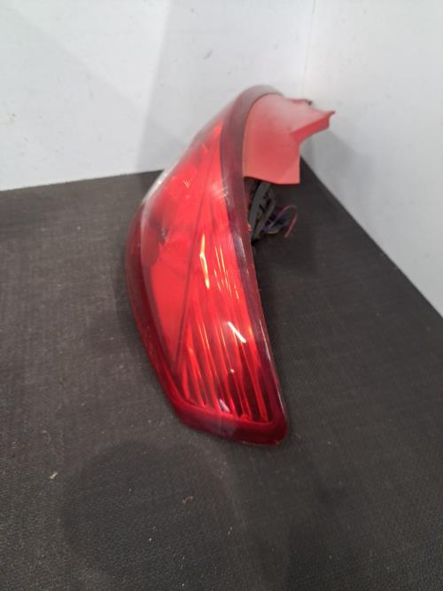 Image Feu arriere principal droit (feux) - OPEL CORSA D
