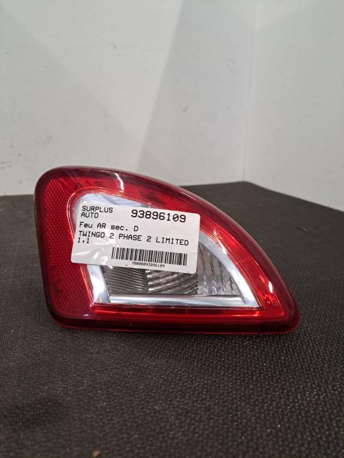 Image Feu arriere secondaire droit (feux) - RENAULT TWINGO 2