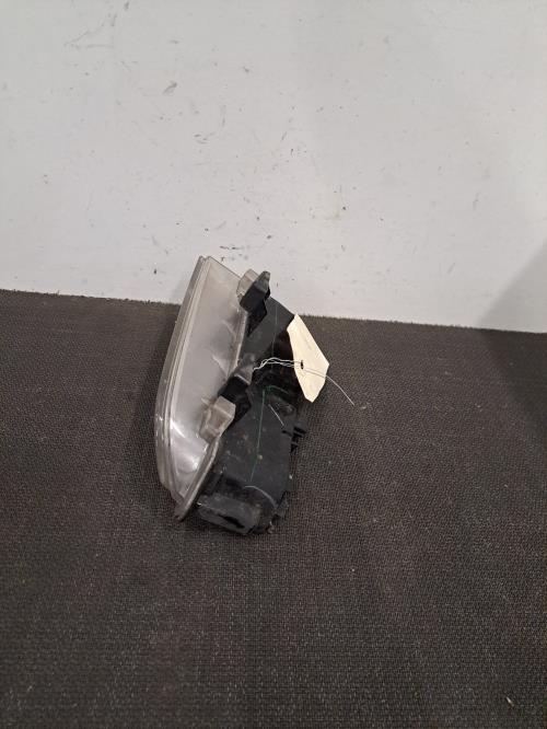 Image Feu diurne avant droit - RENAULT CLIO 4