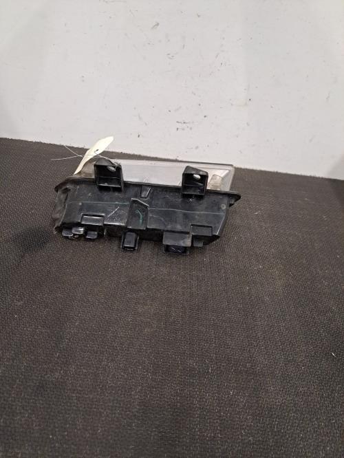 Image Feu diurne avant droit - RENAULT CLIO 4