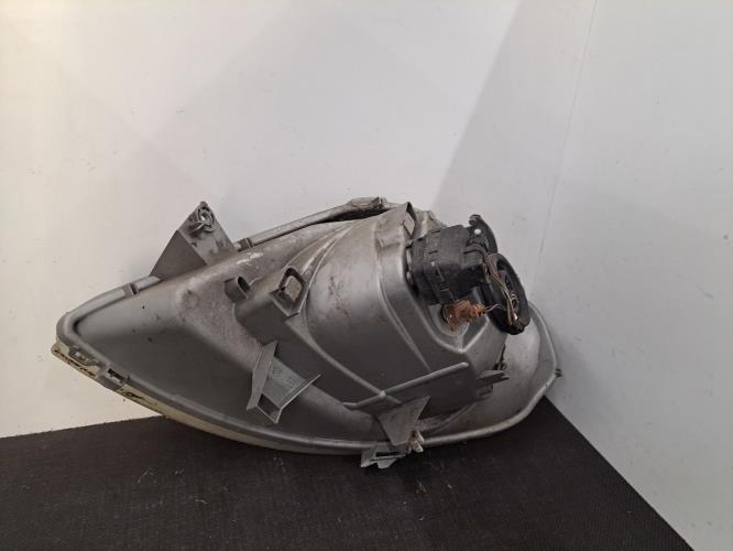 Image Optique avant principal droit (feux)(phare) - RENAULT TRAFIC 2