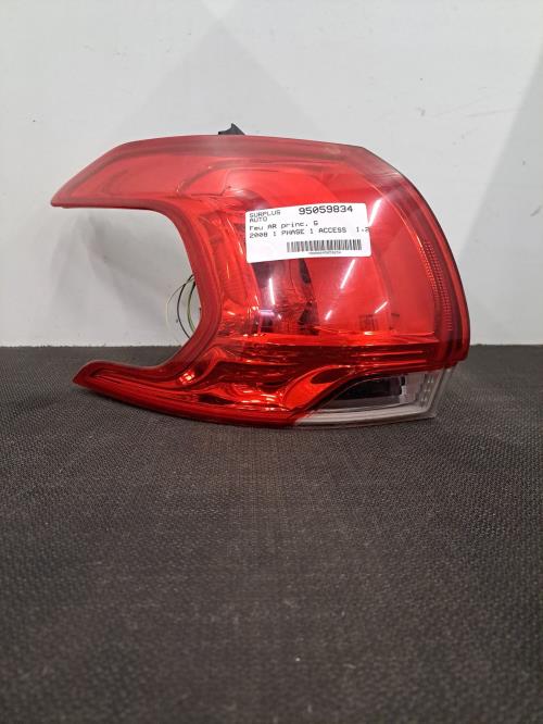 Image Feu arriere principal gauche (feux) - PEUGEOT 2008 1