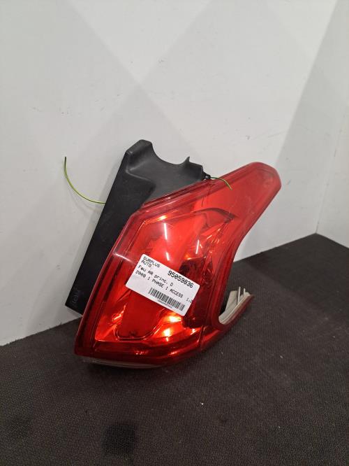 Image Feu arriere principal droit (feux) - PEUGEOT 2008 1