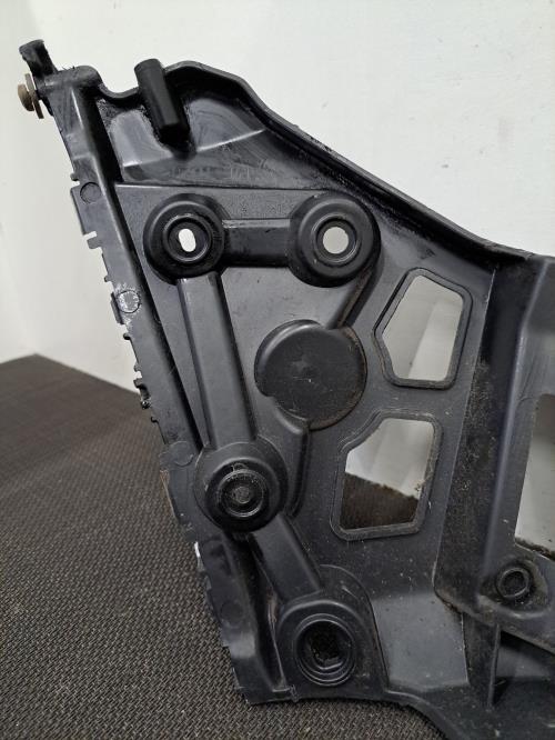 Image Support de pare chocs arriere - RENAULT CLIO 4