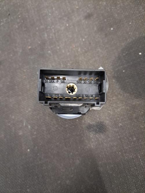 Image Commodo phare - VOLKSWAGEN POLO 5