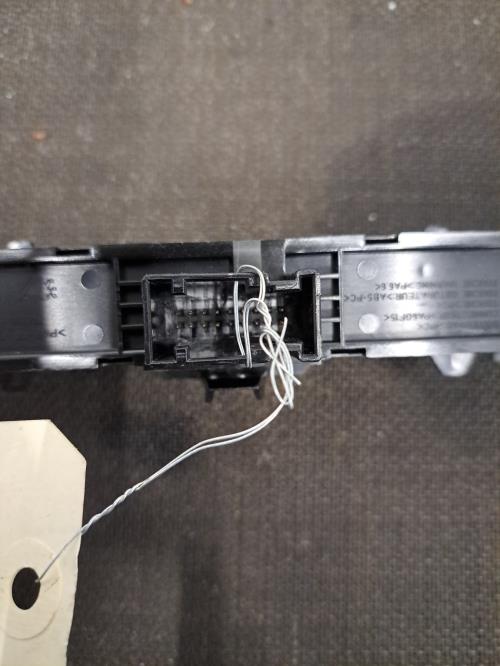 Image Bouton de warning - PEUGEOT 308 1