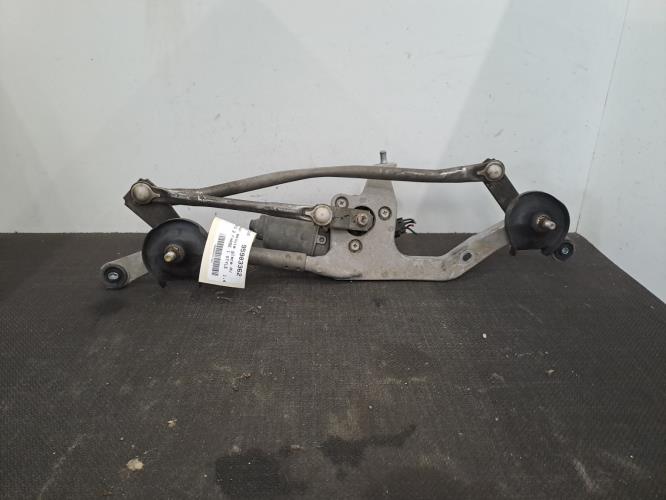 Image Moteur essuie glace avant - TOYOTA AURIS 2
