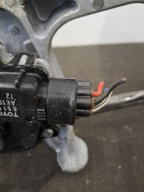 Image Moteur essuie glace avant - TOYOTA AURIS 2