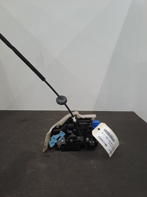 Image Serrure avant gauche - VOLKSWAGEN GOLF 5