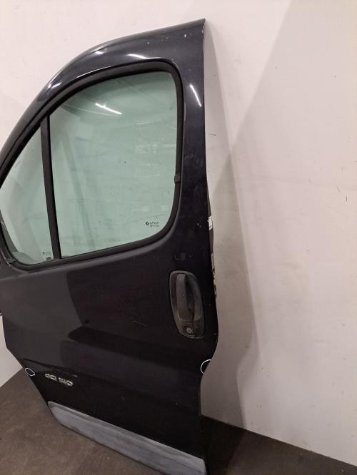 Image Porte avant gauche - NISSAN PRIMASTAR 1