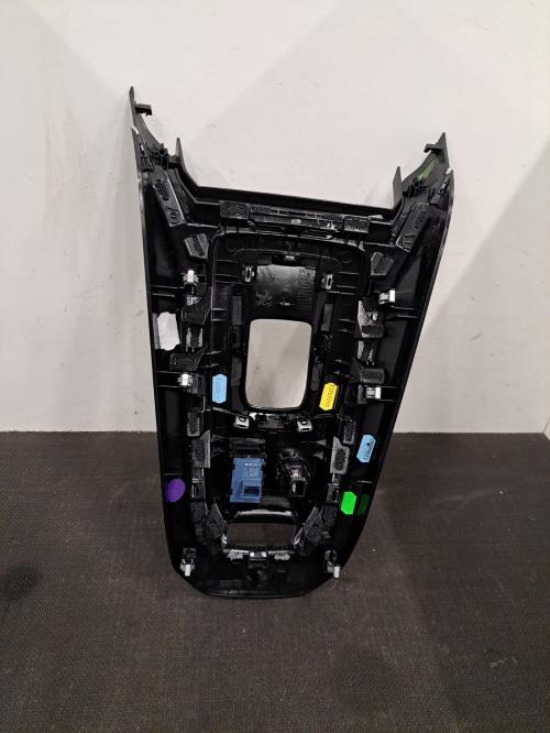 Image Console central (interieur plastique) - PEUGEOT 308 2