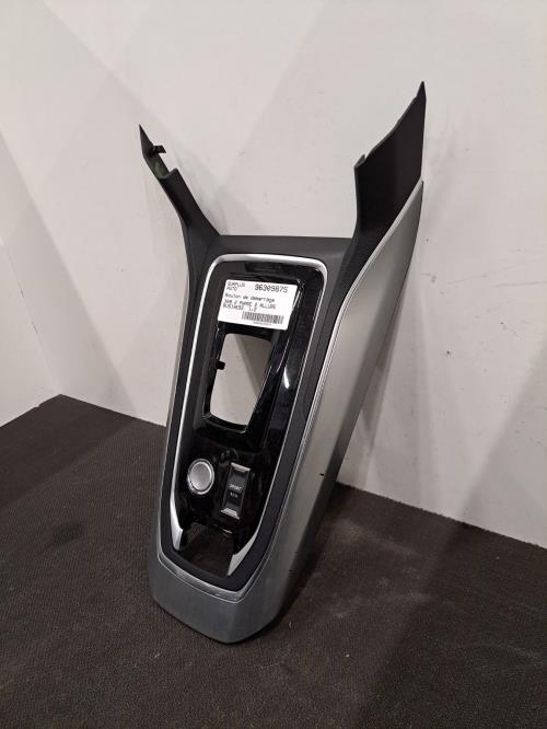 Image Console central (interieur plastique) - PEUGEOT 308 2