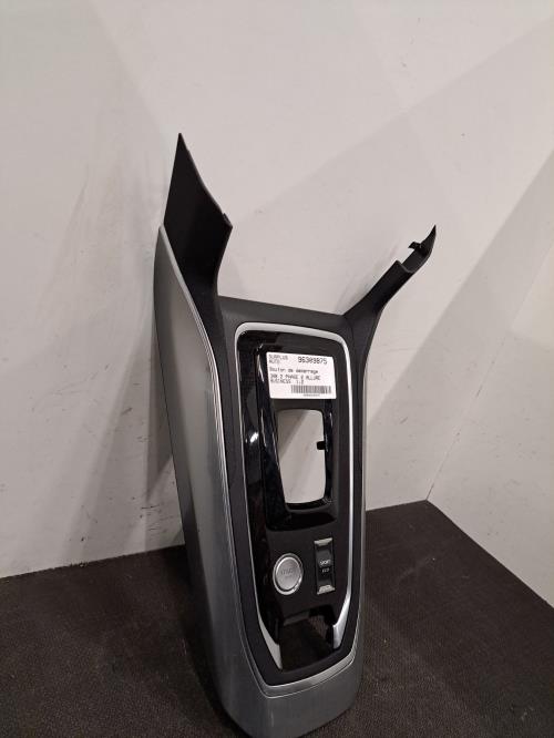 Image Console central (interieur plastique) - PEUGEOT 308 2