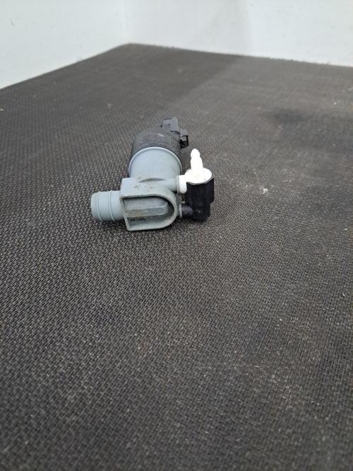Image Pompe lave glace avant - NISSAN QASHQAI 2