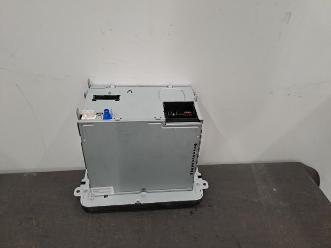 Image Autoradio d'origine - VOLKSWAGEN TOURAN 2