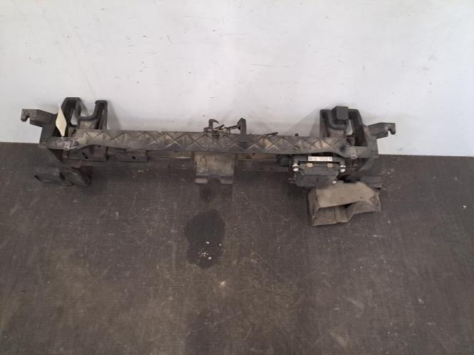 Image Armature avant, Masque avant - PEUGEOT 5008 1