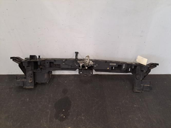 Image Armature avant, Masque avant - PEUGEOT 5008 1