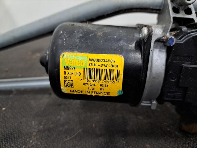 Image Moteur essuie glace avant - DACIA SANDERO 2