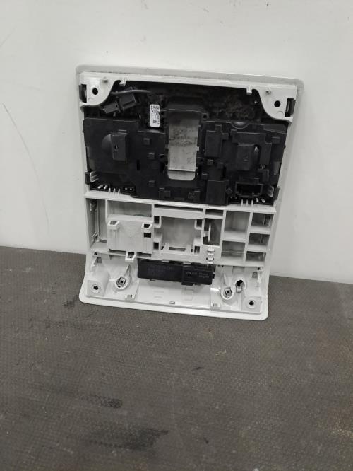 Image Eclairage de plafonnier - SEAT IBIZA 5