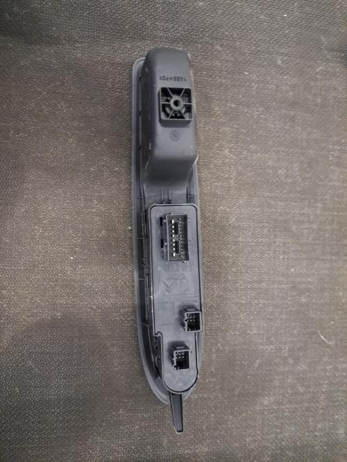Image Interrupteur de leve vitre avant gauche - CITROEN C4 2