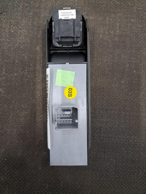 Image Interrupteur de leve vitre avant gauche - VOLKSWAGEN GOLF 6