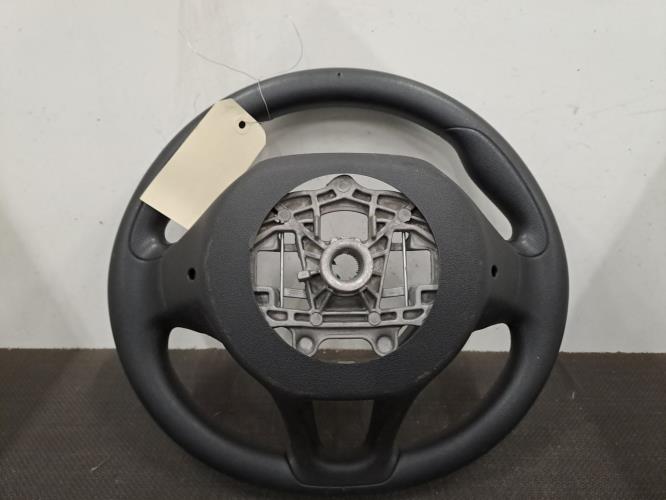 Image Volant - PEUGEOT 208 1