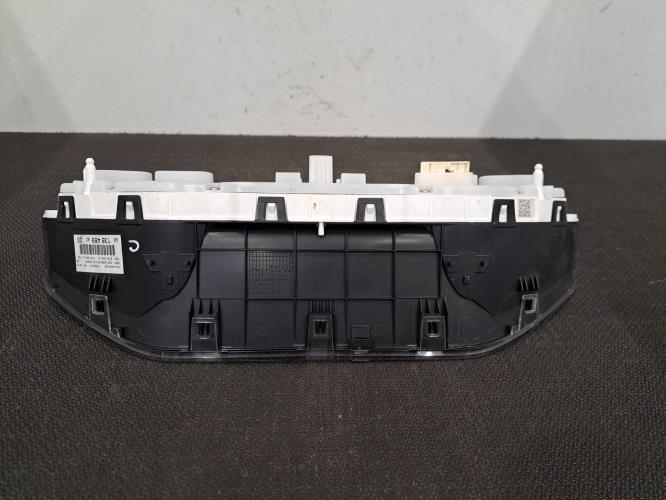 Image Compteur - PEUGEOT 208 1