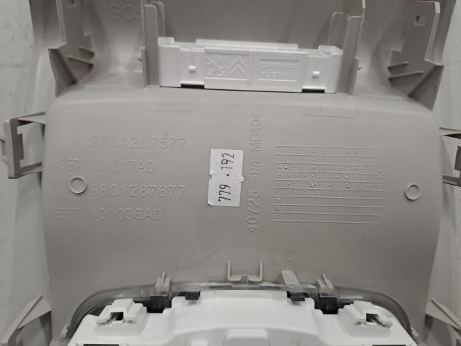 Image Eclairage de plafonnier - CITROEN C4 CACTUS