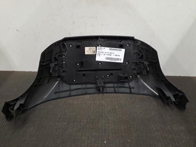 Image Facade autoradio - PEUGEOT 308 2 SW