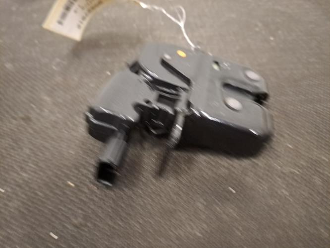 Image Serrure de hayon - RENAULT CLIO 4