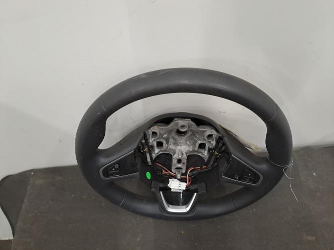 Image Volant - RENAULT CLIO 4
