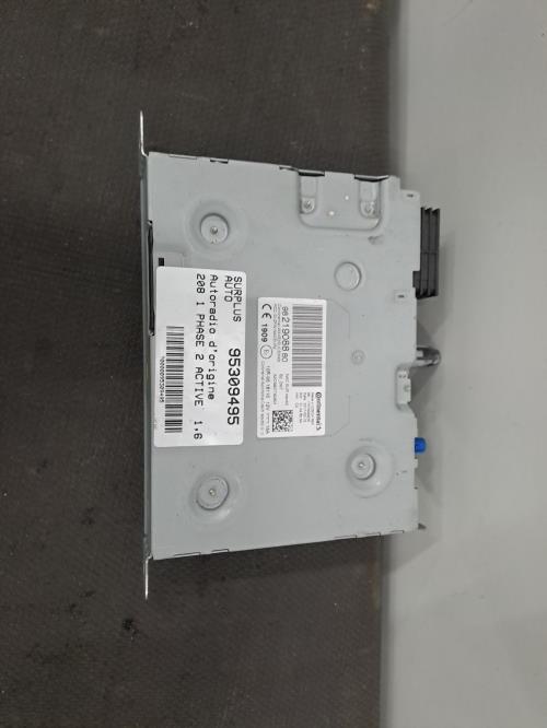 Image Autoradio d'origine - PEUGEOT 208 1