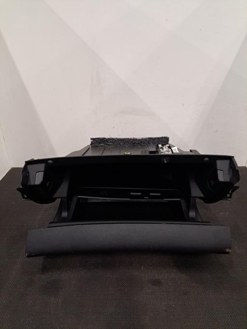 Image Boite a gants - RENAULT MEGANE 4
