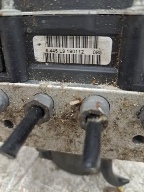 Image Bloc ABS (freins anti-blocage) - PEUGEOT 5008 1