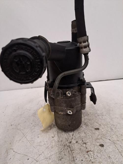 Image Pompe de direction - PEUGEOT 5008 1