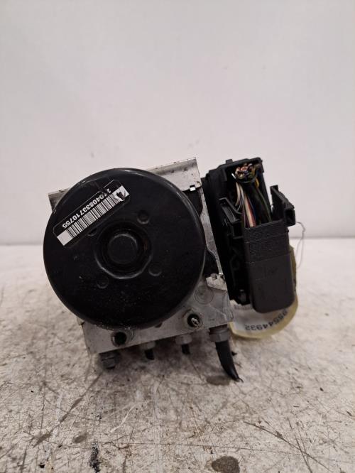 Image Bloc ABS (freins anti-blocage) - FORD KUGA 2