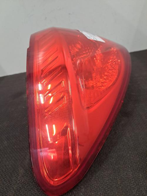 Image Feu arriere principal gauche (feux) - OPEL MERIVA B