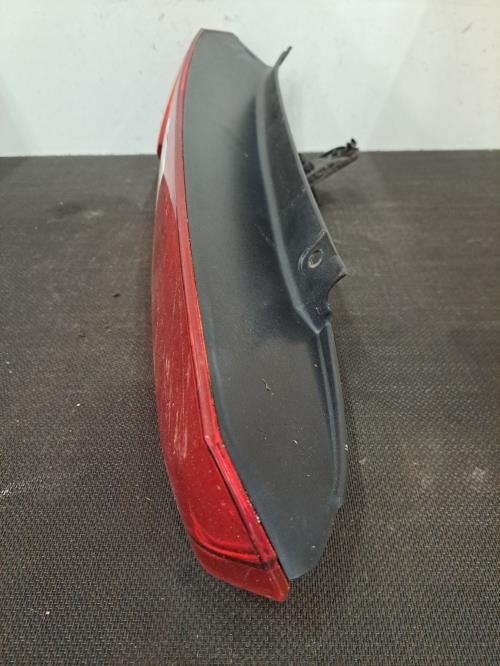 Image Feu arriere principal droit (feux) - FORD FIESTA 5