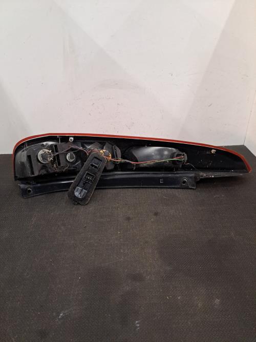 Image Feu arriere principal droit (feux) - FORD FIESTA 5