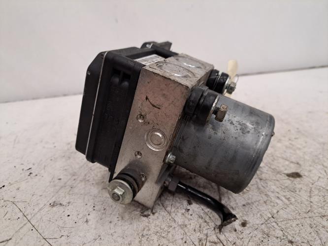 Image Bloc ABS (freins anti-blocage) - PEUGEOT 3008 1