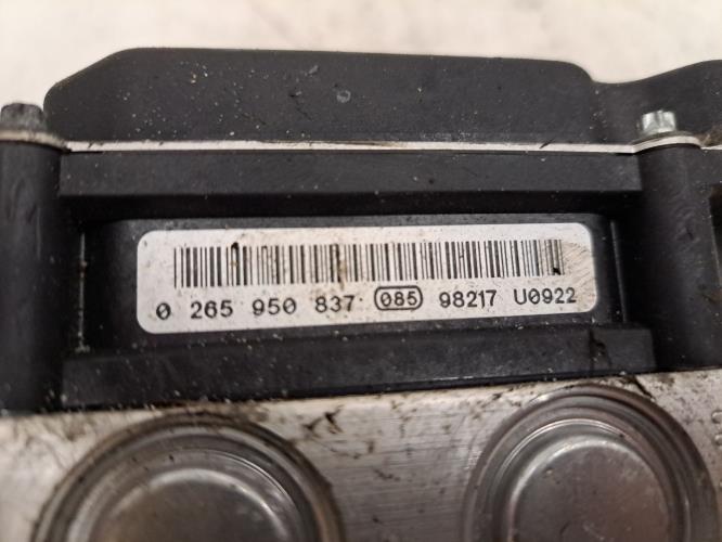 Image Bloc ABS (freins anti-blocage) - PEUGEOT 3008 1