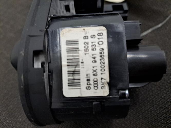 Image Commodo phare - AUDI A1 1